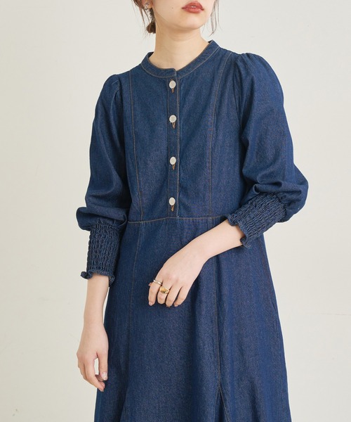 natural couture（ナチュラルクチュール）の「ボリュームデザインスリーブデニムワンピース（ワンピース・レディース・オフホワイト/ブラック/インディゴブルー・FREE）」の13枚目の写真