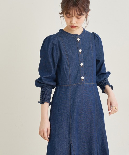 natural couture（ナチュラルクチュール）の「ボリュームデザインスリーブデニムワンピース（ワンピース・レディース・オフホワイト/ブラック/インディゴブルー・FREE）」の12枚目の写真