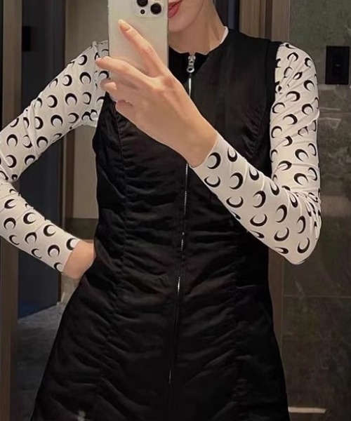 MANGROVE(マングローブ)の「ムーンプリントトップス(Tシャツ/カットソー・レディース・ホワイト/ブラック/ベージュ/レッド/ピンク/グリーン・FREE)」の22枚目の写真