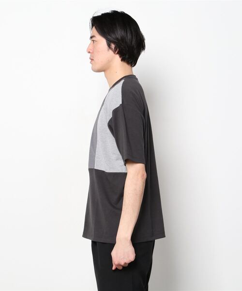 URBAN COLLECTION(アーバンコレクション)の「ポンチ素材 切替Tシャツ(Tシャツ/カットソー・メンズ・グレイッシュベージュ/ネイビー/ホワイト/チャコール・L/M/XL)」の5枚目の写真