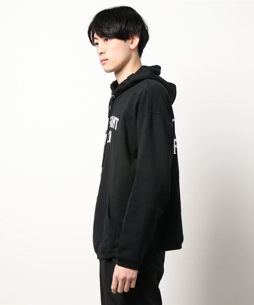 AZUL by moussy(アズールバイマウジー)の「SIGNIFICANT UPTICK HOODIE/シグニフィカントアップティックフーディ(パーカー・メンズ・ブラック/ベージュ/ホワイト・LARGE/MEDIUM)」の7枚目の写真