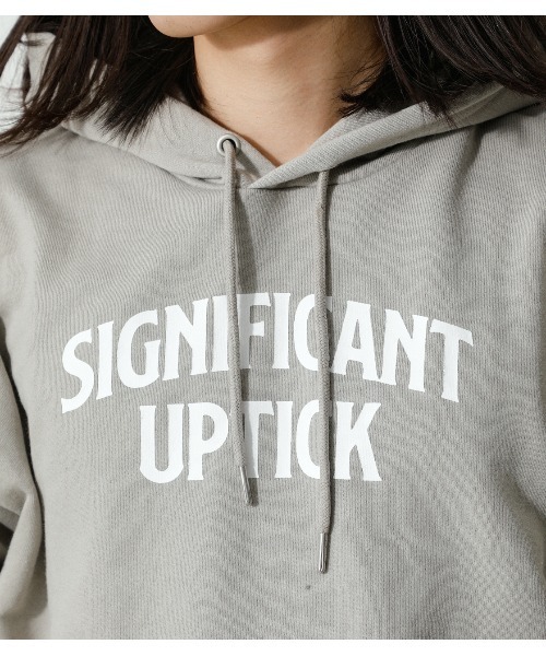 AZUL by moussy(アズールバイマウジー)の「SIGNIFICANT UPTICK HOODIE/シグニフィカントアップティックフーディ(パーカー・メンズ・ブラック/ベージュ/ホワイト・LARGE/MEDIUM)」の12枚目の写真