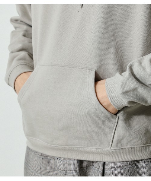 AZUL by moussy(アズールバイマウジー)の「SIGNIFICANT UPTICK HOODIE/シグニフィカントアップティックフーディ(パーカー・メンズ・ブラック/ベージュ/ホワイト・LARGE/MEDIUM)」の13枚目の写真