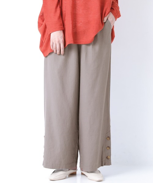 n'OrLABEL(ノアールレーベル)の「【廃盤】『風合いリネン混サイドボタンワイドパンツ』(その他パンツ・レディース・ブラック/モカ・1/2)」の5枚目の写真