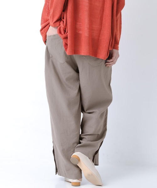 n'OrLABEL(ノアールレーベル)の「【廃盤】『風合いリネン混サイドボタンワイドパンツ』(その他パンツ・レディース・ブラック/モカ・1/2)」の6枚目の写真