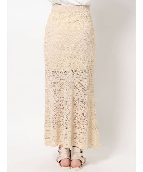 Ungrid（アングリッド）の「透かし編みニットフレアスカート（スカート・レディース・チャコールグレー/ベージュ/ダークオレンジ・FREE）」の5枚目の写真