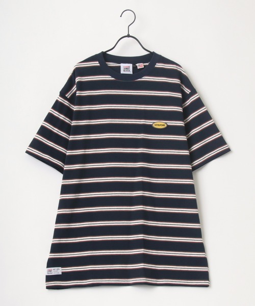VISION STREET WEAR(ヴィジョンストリートウェア)の「VISION STREET WEAR/ヴィジョンストリートウェア ビッグシルエット ボーダー ロゴワッペン ワンポイント刺繍 Tシャツ(Tシャツ/カットソー・メンズ・チャコールグレー/ネイビー/オフホワイト・LL/M/L)」の16枚目の写真