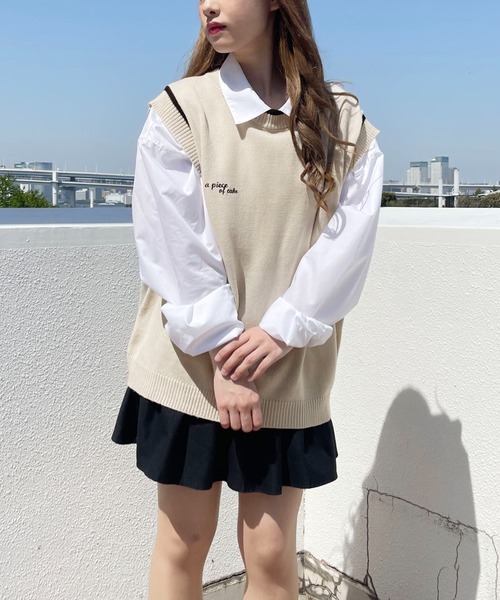 PairPair（ペアペア）の「刺繍入りニットベスト(ユニセックス)（ベスト・メンズ・ネイビー/ライム/アイボリー・MEDIUM/LARGE）」の11枚目の写真