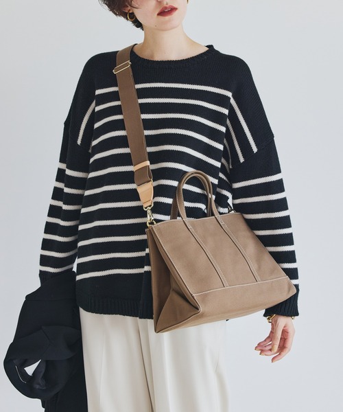 russet(ラシット)の「【SSカラー追加】《SHOPPER》トートバッグ M【キャンバス】(CE-242)(トートバッグ・レディース・ブラック/グレー/ターコイズブルー/キナリ/コーラルピンク/ベージュ系その他/ベージュ系その他2/モカ/グリーン/ベージュ/ライトブルー/ダークグレー・FREE)」の6枚目の写真