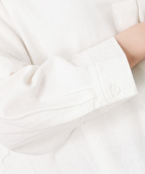 NAVY（ネイビー）の「ミントリネン スキッパーシャツ（シャツ/ブラウス・レディース・ホワイト/ライム/ベージュ/チャコール・フリー）」の22枚目の写真