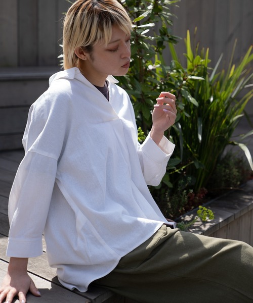 NAVY（ネイビー）の「ミントリネン スキッパーシャツ（シャツ/ブラウス・レディース・ホワイト/ライム/ベージュ/チャコール・フリー）」の9枚目の写真