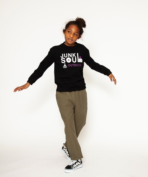JUNKSOUL（ジャンクソウル）の「JUNK SOUL/国内プリントJUNKSOUL OUTDOORブランドロゴ ロンＴ (M4)（Tシャツ/カットソー・キッズ・ホワイト/オレンジ/ライトイエロー/ライトブルー/ベージュ/カーキ/ブラック/杢グレー・100cm/140cm/150cm/120cm/130cm/110cm/160cm）」の22枚目の写真