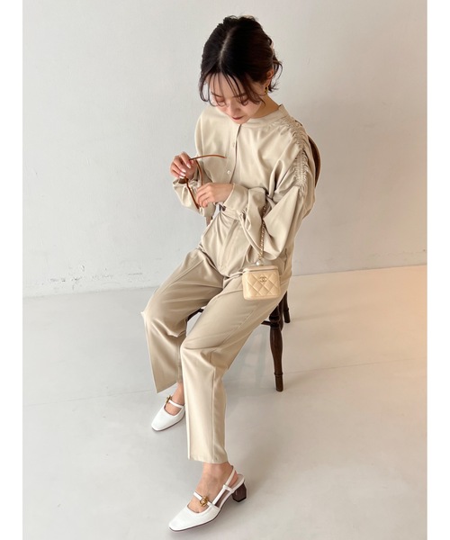 JUMELLE（ジュメロ）の「フロントボタンテーパードパンツ（スラックス・レディース・グレー/ベージュ・SMALL/MEDIUM）」の10枚目の写真