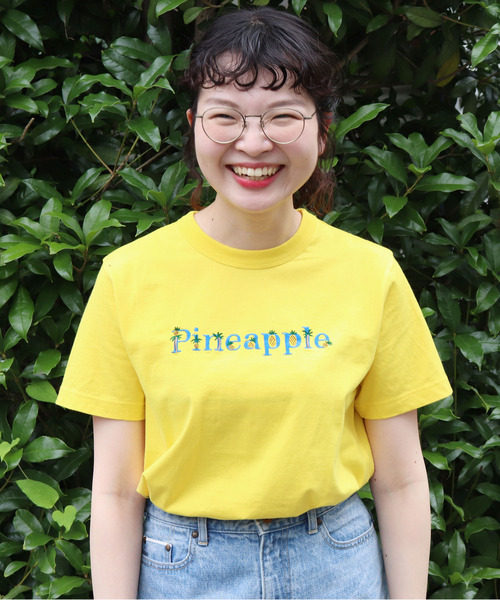 『SALE 30％OFF』売れ筋商品|||CHILD WOMAN チャイルドウーマン 40/2天竺 Pineapple/Flower 刺繍Tシャツ CHILD WOMAN（チャイルドウーマン）の「40/2天竺 Pineapple