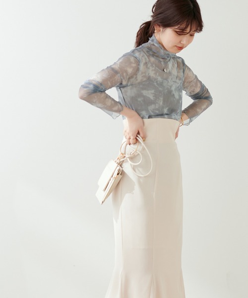 natural couture(ナチュラルクチュール)の「再予約/WEB限定/程良い肌見せで女性らしさ引き立つ パワーネットシアータートル(Tシャツ/カットソー・レディース・グレー系その他/ベージュ/ブラック/グリーン/オフホワイト/チェック/ベージュ系/ピンク系/ブラウン・FREE)」の11枚目の写真