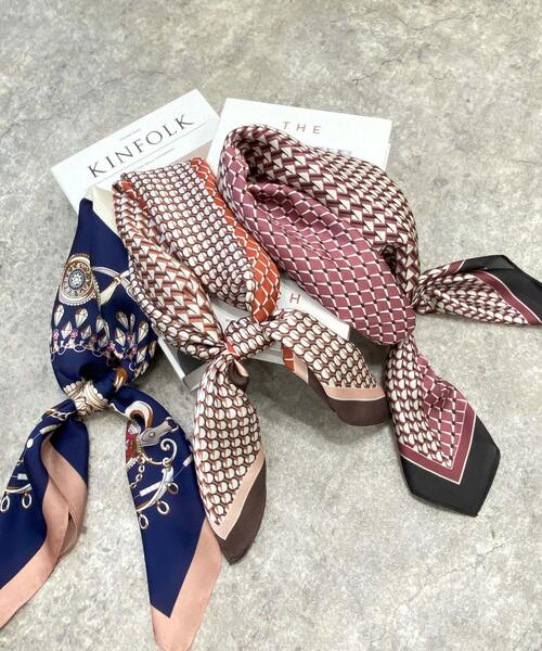 INGNI（イング）の「プリントスカーフ（バンダナ/スカーフ・レディース・ネイビー/ピンク/オレンジ・ONE SIZE）」の3枚目の写真