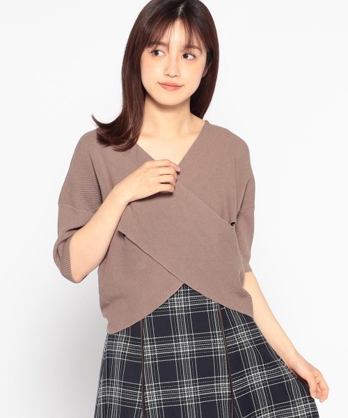 MISCH MASCH(ミッシュマッシュ)の「クロスドルマンニットアンサンブル(アンサンブル・レディース・ブラック/ホワイト/モカ/ラベンダー・MEDIUM)」の3枚目の写真