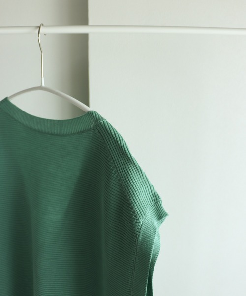 COURO（コウロ）の「Ｖネックカラーニットベスト（ベスト・レディース・レッド/サックスブルー/ピンク/オレンジ/ブルー/グリーン/ブルーグリーン・FREE）」の11枚目の写真