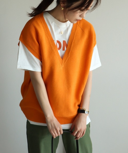 COURO（コウロ）の「Ｖネックカラーニットベスト（ベスト・レディース・レッド/サックスブルー/ピンク/オレンジ/ブルー/グリーン/ブルーグリーン・FREE）」の16枚目の写真