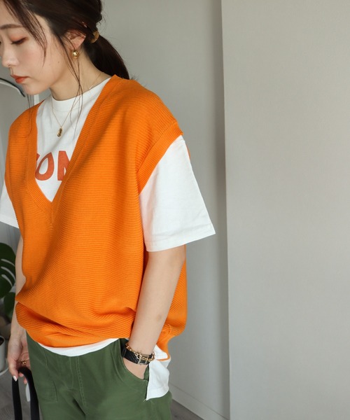 COURO（コウロ）の「Ｖネックカラーニットベスト（ベスト・レディース・レッド/サックスブルー/ピンク/オレンジ/ブルー/グリーン/ブルーグリーン・FREE）」の10枚目の写真