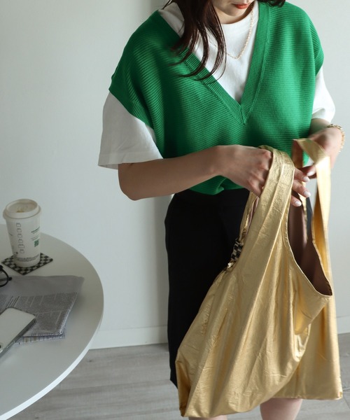 COURO（コウロ）の「Ｖネックカラーニットベスト（ベスト・レディース・レッド/サックスブルー/ピンク/オレンジ/ブルー/グリーン/ブルーグリーン・FREE）」の18枚目の写真