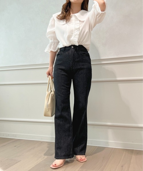 apres jour（アプレジュール）の「フレアーデニムパンツ【ZOZOTOWN限定アイテム】（デニムパンツ・レディース・ブラック/キナリ/ダークブルー・X-LARGE/LARGE/SMALL/MEDIUM）」の16枚目の写真