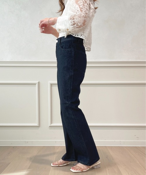 apres jour（アプレジュール）の「フレアーデニムパンツ【ZOZOTOWN限定アイテム】（デニムパンツ・レディース・ブラック/キナリ/ダークブルー・X-LARGE/LARGE/SMALL/MEDIUM）」の21枚目の写真