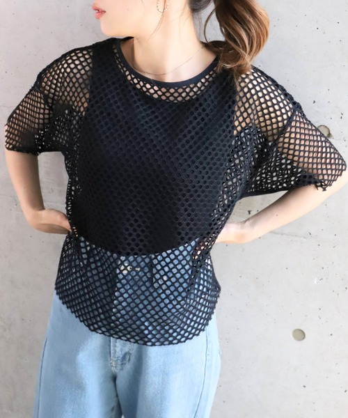 moment+(モーメントプラス)の「メッシュネット半袖プルオーバー(Tシャツ/カットソー・レディース・ブラック/オフホワイト・M)」の2枚目の写真