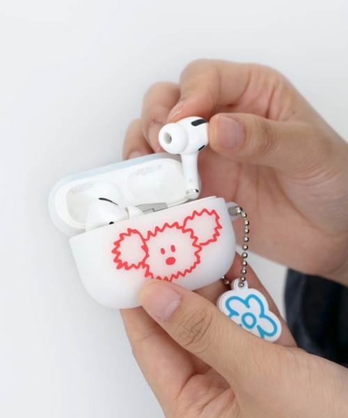 Brunch Brother（ブランチブラザー）の「AirPodsPro用ケース･リトルペーパー/ROMANE（ロマネ）（ヘッドフォン/イヤホン・レディース・ベージュ/ブルー/クリア・FREE）」の3枚目の写真