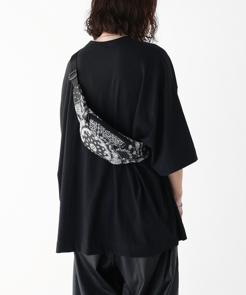 minsobi（ミンソビ）の「ペイズリーボディーバッグ（ボディバッグ/ウエストポーチ・メンズ・ブラック・FREE）」の9枚目の写真