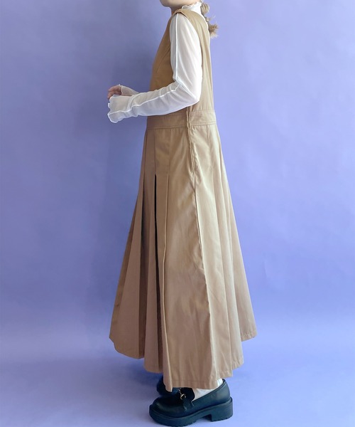 w closet（ダブルクローゼット）の「【2WAY】チノプリーツジャンパースカート（ジャンパースカート・レディース・ベージュ/ダークネイビー・FREE）」の9枚目の写真