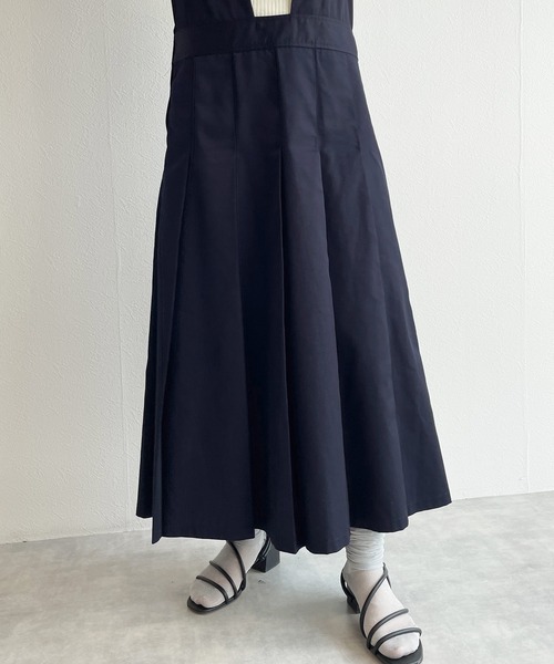 w closet（ダブルクローゼット）の「【2WAY】チノプリーツジャンパースカート（ジャンパースカート・レディース・ベージュ/ダークネイビー・FREE）」の19枚目の写真