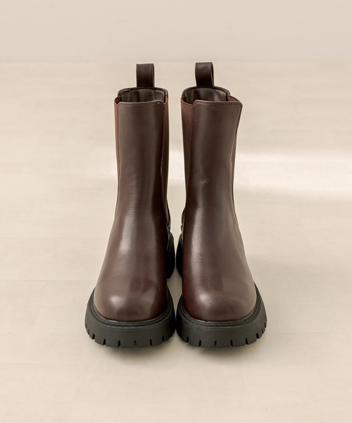 OLIVE des OLIVE(オリーブデオリーブ)の「タンク底サイドゴアブーツ(ブーツ・レディース・ブラック/ダークブラウン・SMALL/MEDIUM/LARGE)」の21枚目の写真