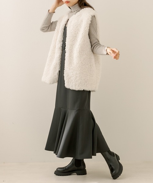 OLIVE des OLIVE(オリーブデオリーブ)の「タンク底サイドゴアブーツ(ブーツ・レディース・ブラック/ダークブラウン・SMALL/MEDIUM/LARGE)」の16枚目の写真