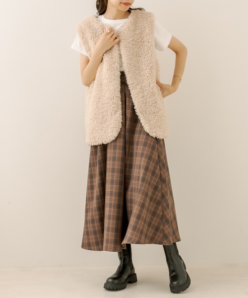 OLIVE des OLIVE(オリーブデオリーブ)の「タンク底サイドゴアブーツ(ブーツ・レディース・ブラック/ダークブラウン・SMALL/MEDIUM/LARGE)」の17枚目の写真