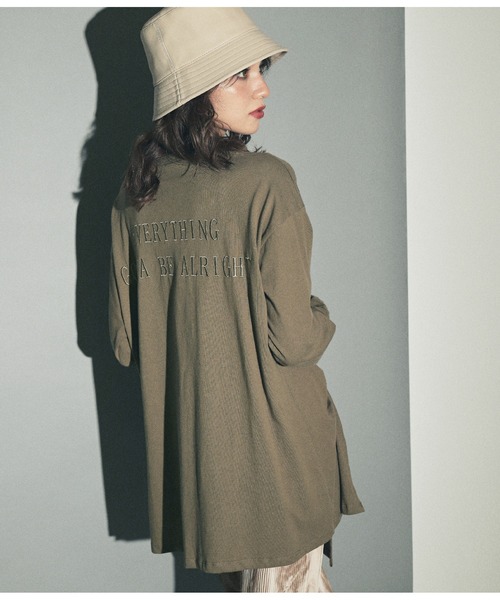 ANAP（アナップ）の「フロントツイストバック刺繍ロンT（Tシャツ/カットソー・レディース・ホワイト/ベージュ/カーキ/スミクロ・FREE）」の11枚目の写真