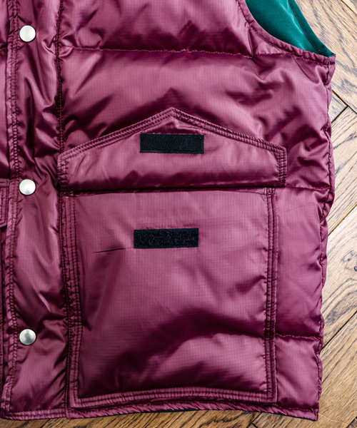 JOURNAL STANDARD(ジャーナルスタンダード)の「【Frostline/フロストライン×JOURNAL STANDARD】別注 ダウン ベスト(ダウンベスト・メンズ・レッド/ボルドー・MEDIUM/LARGE)」の15枚目の写真