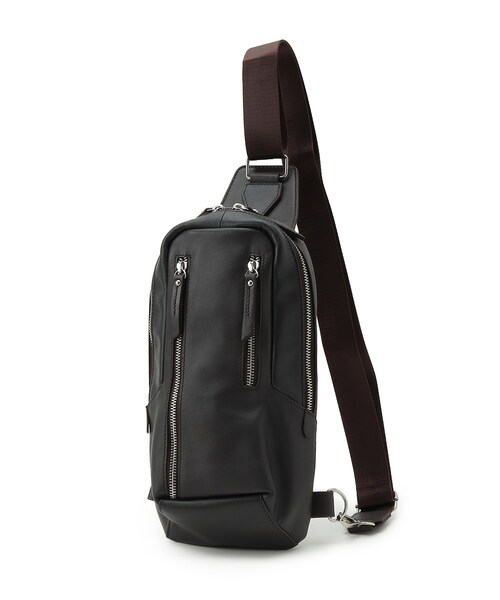 tk.TAKEO KIKUCHI(ティーケータケオキクチ)の「レザー縦型ボディバッグ(ボディバッグ/ウエストポーチ・レディース・ブラック/ダークブラウン・00)」の12枚目の写真