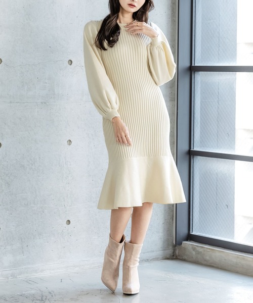 Julia Boutique（ジュリアブティック）の「ミディアム丈・バルーンスリーブマーメイドニットワンピース/22555（ワンピース・レディース・ブラック/モカ/ピンク/アイボリー/グレイッシュベージュ/グレー・MEDIUM）」の2枚目の写真