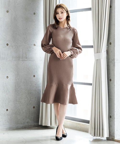 Julia Boutique（ジュリアブティック）の「ミディアム丈・バルーンスリーブマーメイドニットワンピース/22555（ワンピース・レディース・ブラック/モカ/ピンク/アイボリー/グレイッシュベージュ/グレー・MEDIUM）」の13枚目の写真
