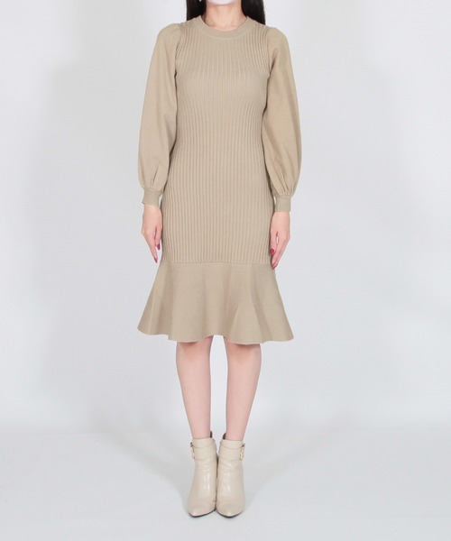 Julia Boutique（ジュリアブティック）の「ミディアム丈・バルーンスリーブマーメイドニットワンピース/22555（ワンピース・レディース・ブラック/モカ/ピンク/アイボリー/グレイッシュベージュ/グレー・MEDIUM）」の19枚目の写真