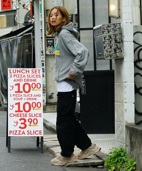 ELEMENT eden（エレメントエデン）の「ELEMENT レディース WMNS MOOKIE92 HOOD パーカー 【2022年秋冬モデル】/エレメントプルオーバパーカー（パーカー・レディース・ブラック/グレー/グリーン・MEDIUM/LARGE）」の21枚目の写真