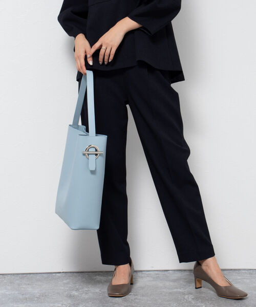 NOLLEY’S Sophi（ノーリーズソフィ）の「メタルマンテルワンハンドルバッグ M（トートバッグ・レディース・ブラック/ベージュ/サックスブルー・FREE）」の16枚目の写真