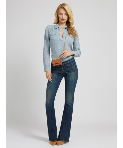 Guess（ゲス）の「Harlow Lace-Up Flare Jeans（デニムパンツ・レディース・インディゴブルー・25inch/26inch/24inch/27inch）」の11枚目の写真