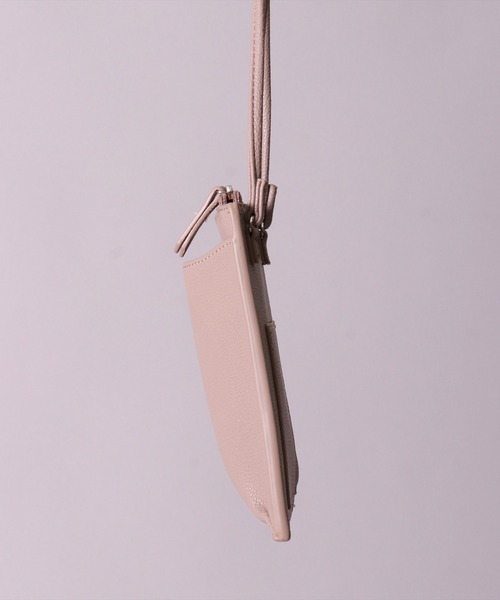 Legato Largo（レガートラルゴ）の「(LF)【Legato Largo】フェイクレザー スマホショルダー バッグ（ショルダーバッグ・レディース・グレイッシュベージュ/ブラック/グレイッシュブルー/グレー・ONE SIZE）」の14枚目の写真