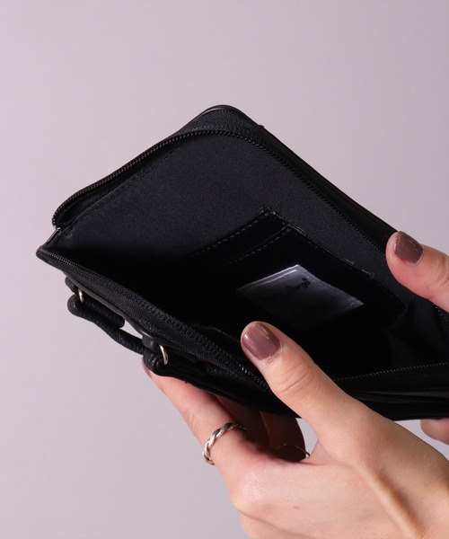 Legato Largo（レガートラルゴ）の「(LF)【Legato Largo】フェイクレザー スマホショルダー バッグ（ショルダーバッグ・レディース・グレイッシュベージュ/ブラック/グレイッシュブルー/グレー・ONE SIZE）」の16枚目の写真