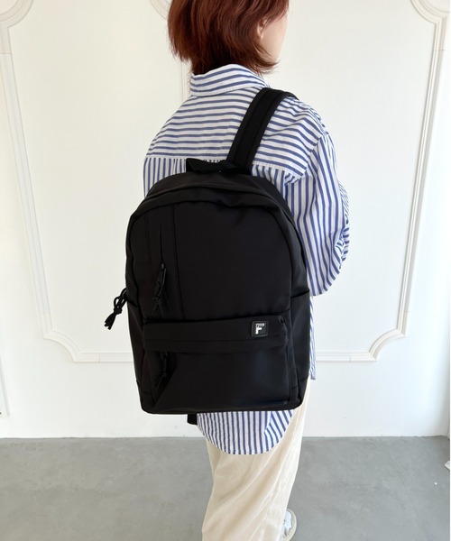 thank U more(サンキューモア)の「【A4対応】アウトポケット付きシンプルリュックサック バックパック(バックパック/リュック・レディース・ベージュ/ホワイト/ブラック・FREE)」の6枚目の写真