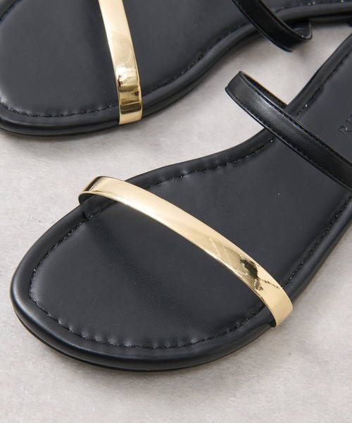 RIVE DROITE(リヴドロワ)の「シンプルデザインにメタリックが映える/メタリックラインサンダル(サンダル・レディース・ブラック/ベージュ・S/M/L)」の10枚目の写真