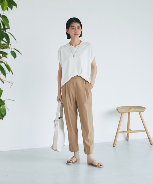 RIVE DROITE(リヴドロワ)の「シンプルデザインにメタリックが映える/メタリックラインサンダル(サンダル・レディース・ブラック/ベージュ・S/M/L)」の17枚目の写真