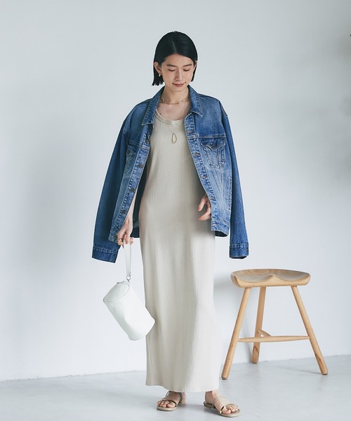 RIVE DROITE(リヴドロワ)の「シンプルデザインにメタリックが映える/メタリックラインサンダル(サンダル・レディース・ブラック/ベージュ・S/M/L)」の19枚目の写真